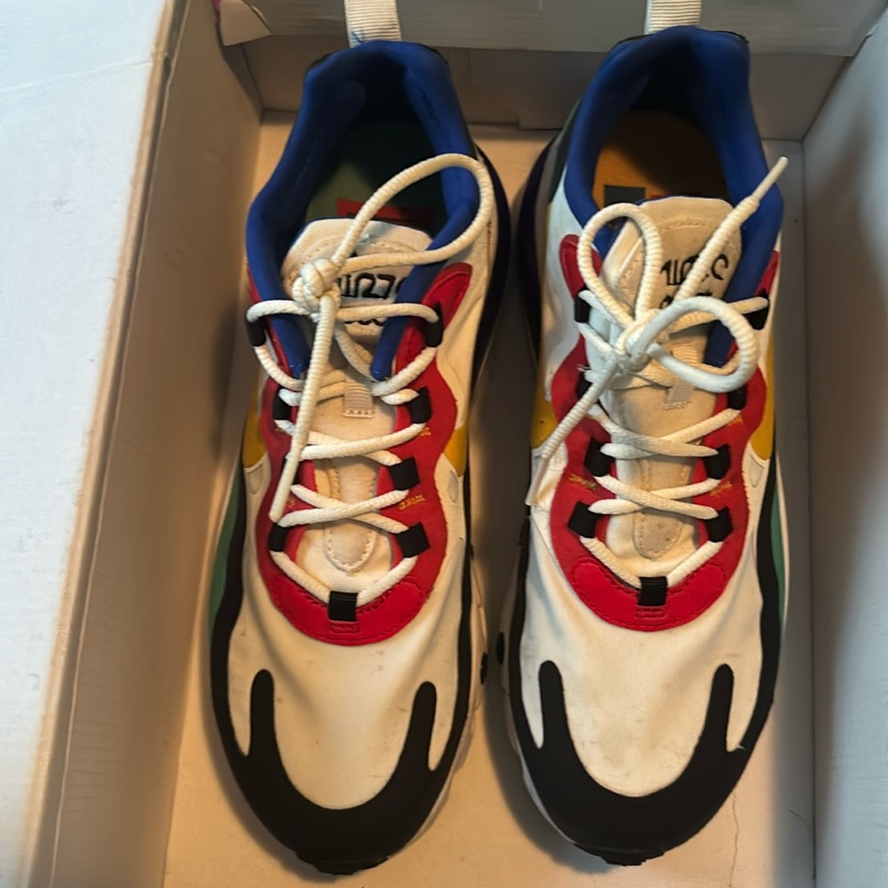 Air max 270 react - Picture 2 of 4